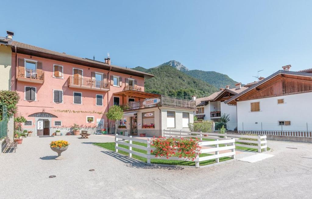 Ledro Lake Suite "Pur" Mezzolago Eksteriør billede